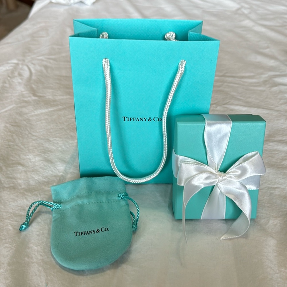 Tiffany & Co. gift bundle